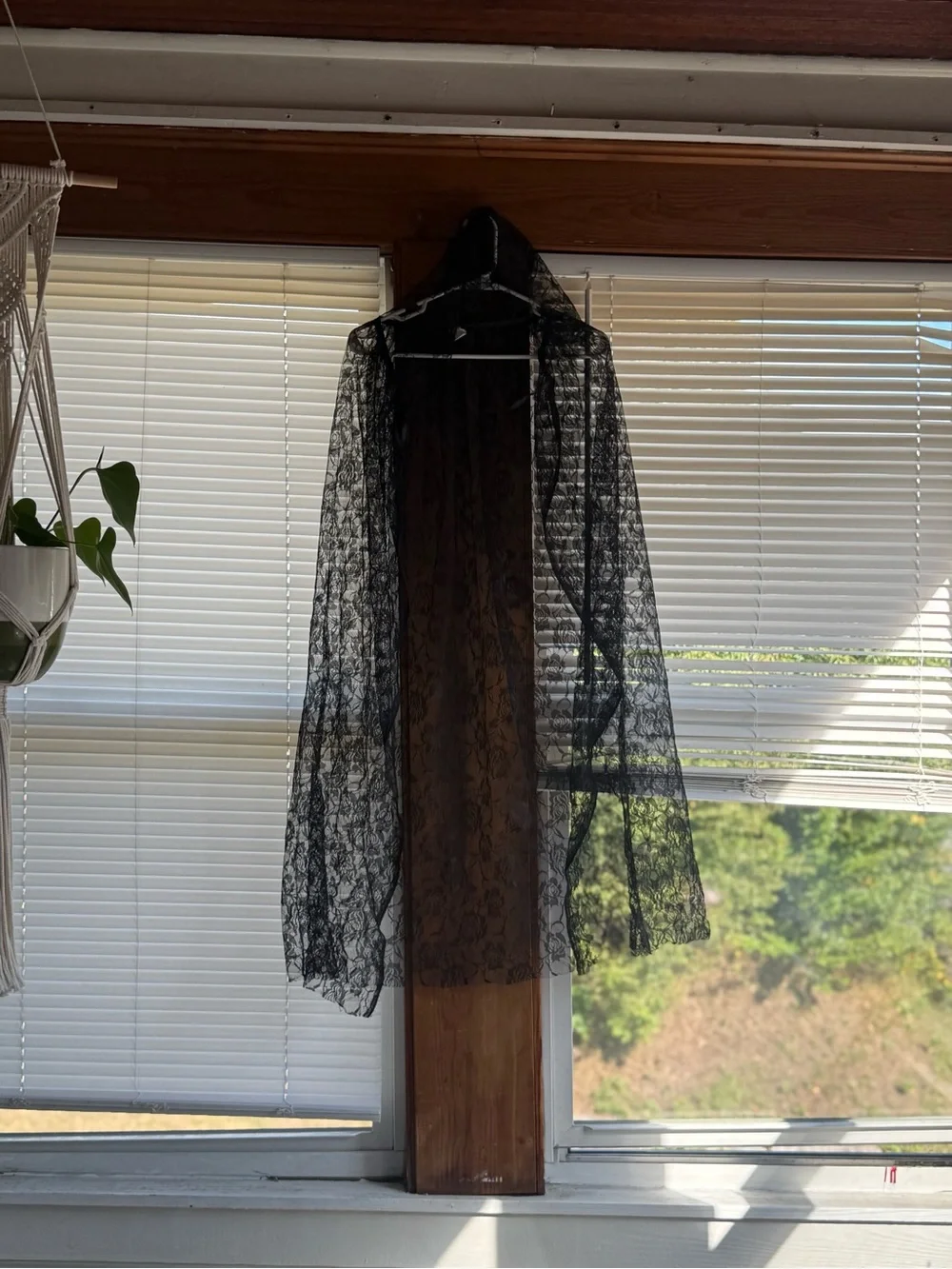 Black Lace Hooded Decorative Throw - Unbranded